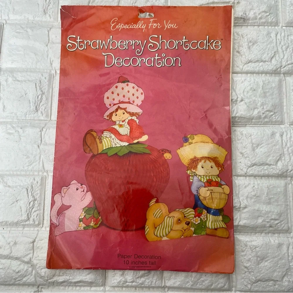 Vintage Especially For You Strawberry Shortcake Paper Decoration 1980s